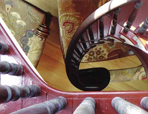 Spiral staircase in a house from the 1800s